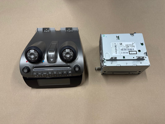 2010-2015 Chevrolet Camaro SS Radio Face Plate Head Unit GM