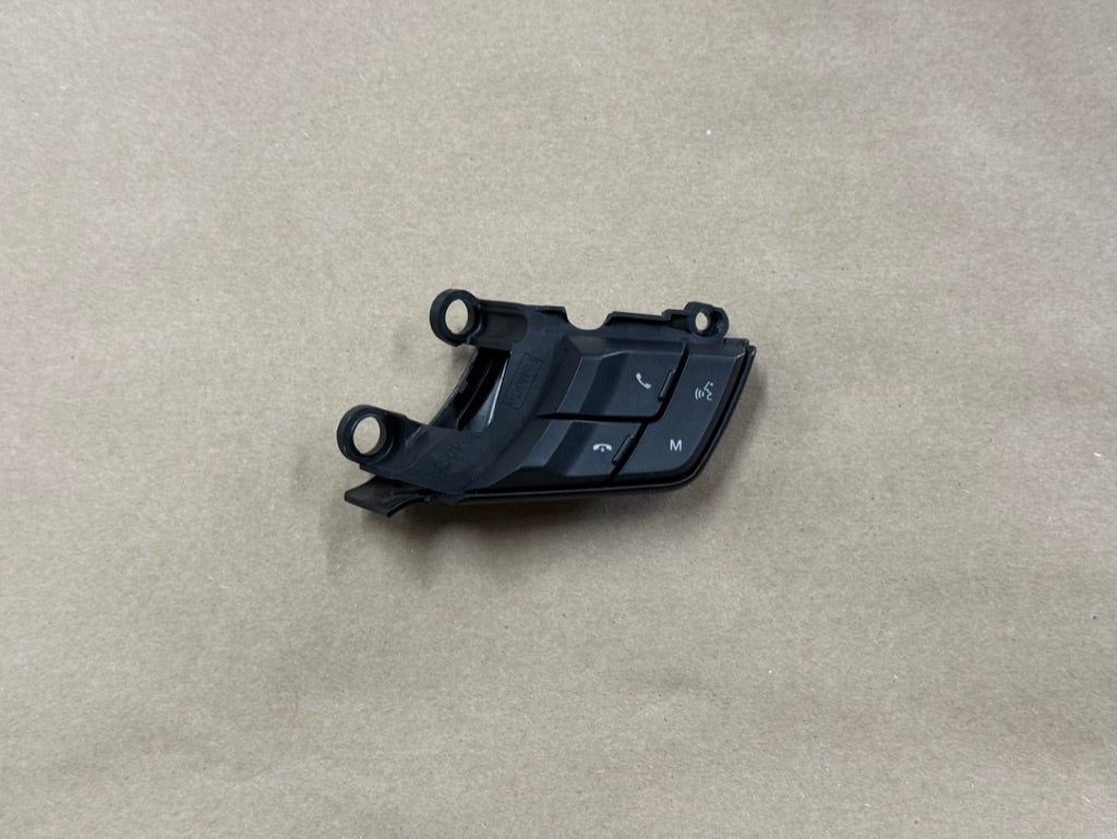 2015-2023 Ford Mustang GT RH Steering Wheel Button Sync Control