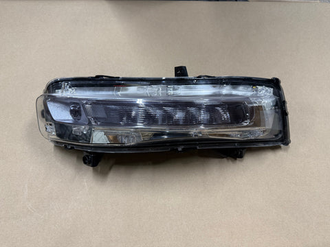 2018-2023 Ford Mustang GT RH Passenger Side Turn Signal Light Fog Light LED