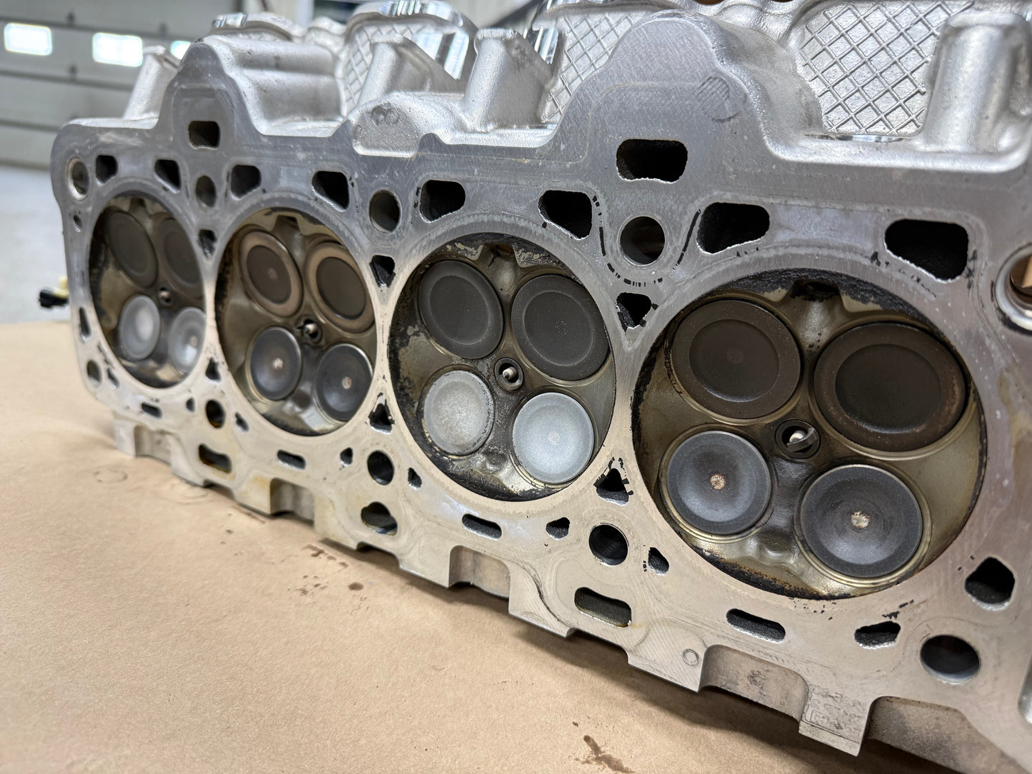 2024-2026 Ford Mustang DOHC Cylinder Heads RH LH Pair Valves 5.0L Coyote Gen 4