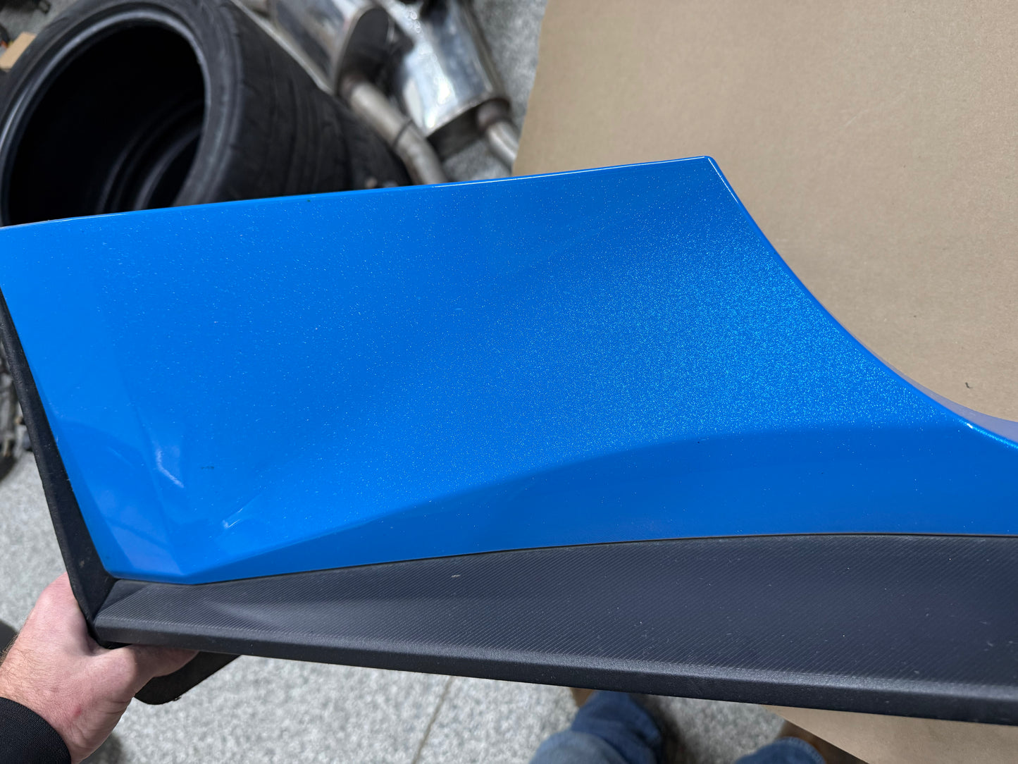 2024-2026 Ford Mustang GT RH Passenger Side Skirt Molding "AE"