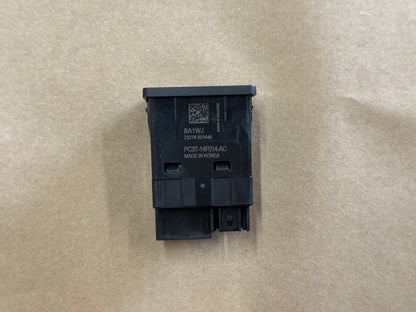 2024-2026 Ford Mustang GT Ecoboost USB Port