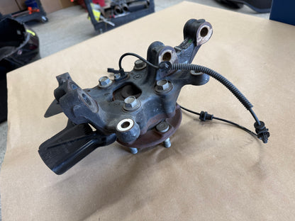 2021-2023 Ford Mustang 5.0 GT RH Passenger Side Front Spindle Knuckle Hub 4 Bolt
