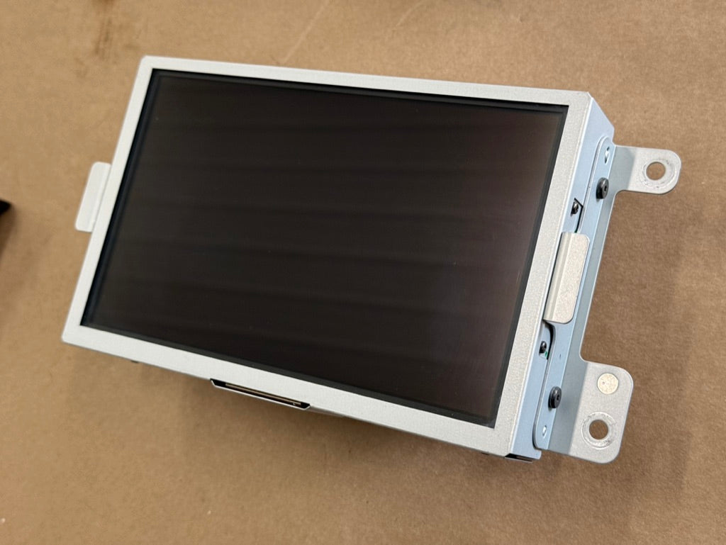 2022 Ford Mustang GT Touch Screen, Face Plate, Radio, Module USB Port