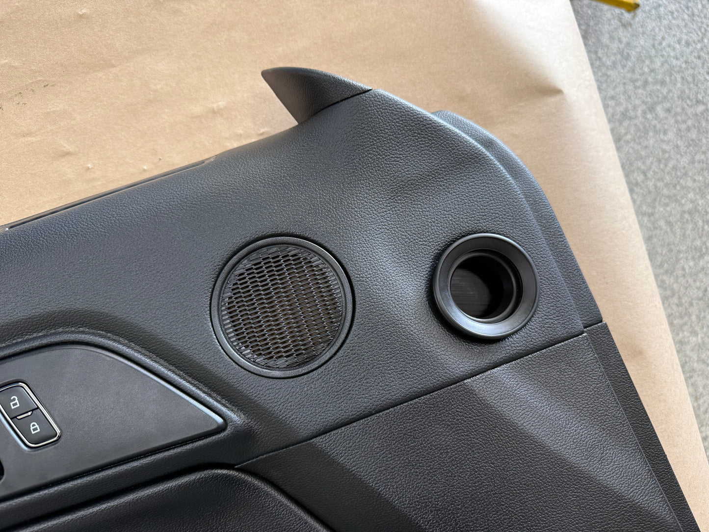 2018-2023 Ford Mustang GT LH Driver Leather Insert Door Panel Grey Stitching
