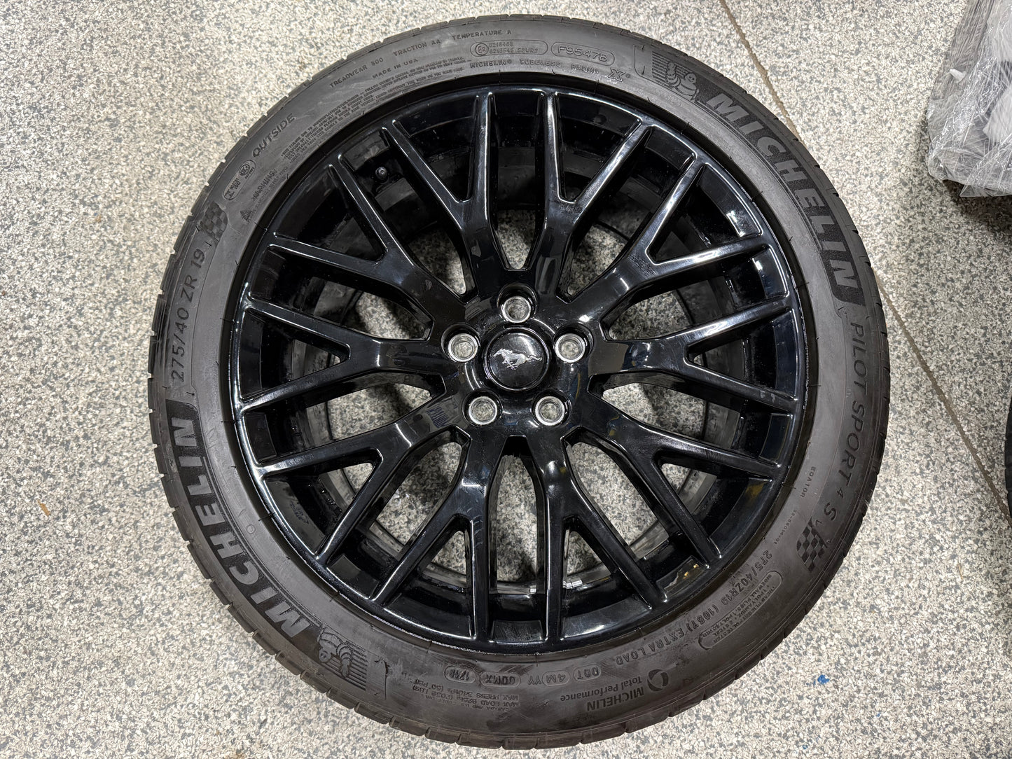 2015-2023 Mustang GT 5.0 19x9.5" Wheel Rim PP1 Rear 275/40/19 Michelin