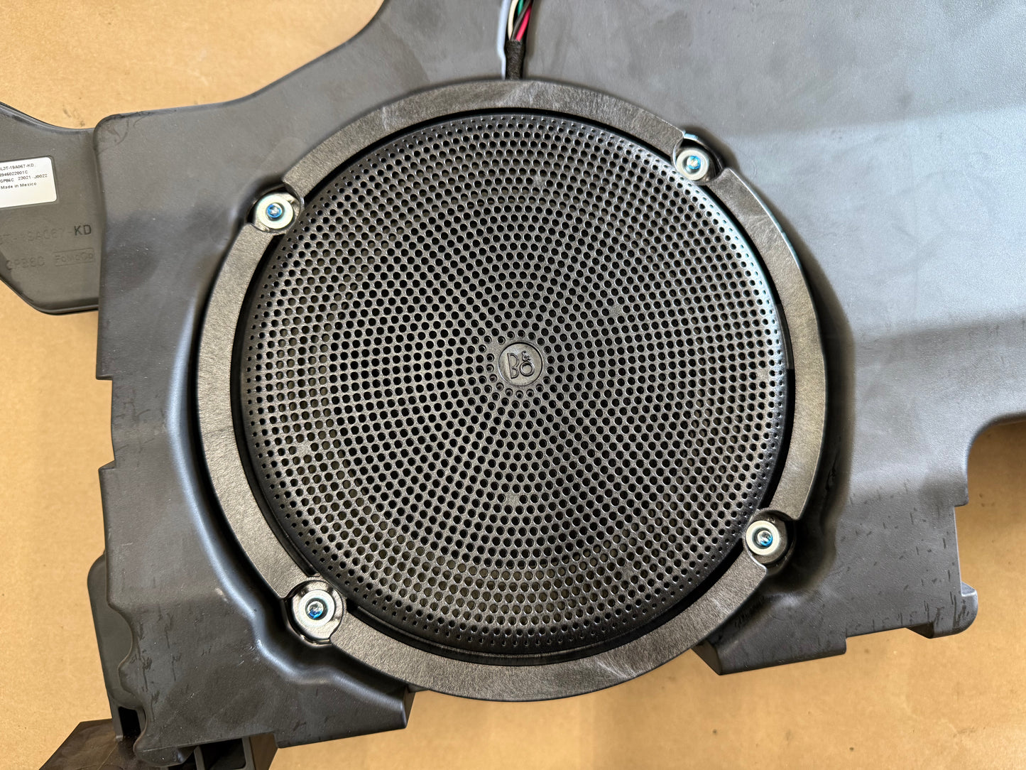 2017-2022 Ford F-250 Super Duty Subwoofer Speaker Sub
