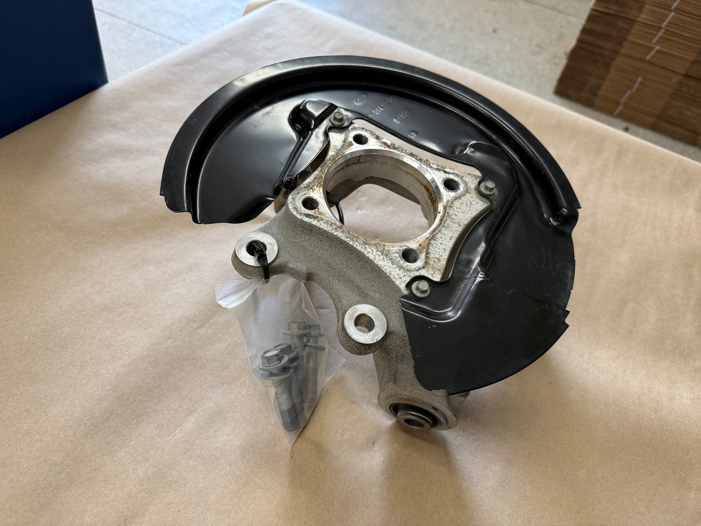 2015-2023 Ford Mustang 5.0 GT RH Passenger Side Rear Spindle Knuckle