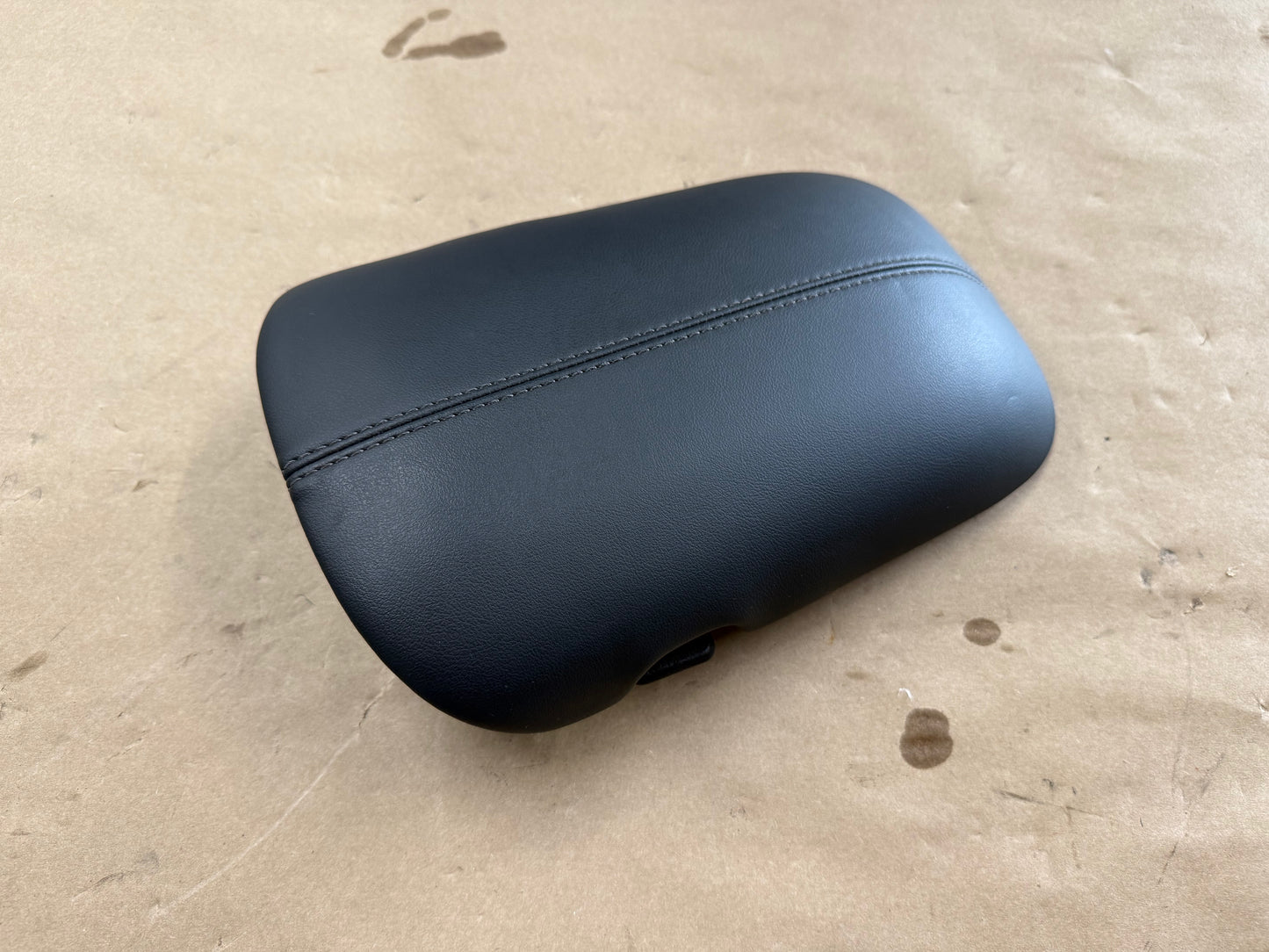 2024-2026 Ford Mustang Center Top Console Lid Armrest