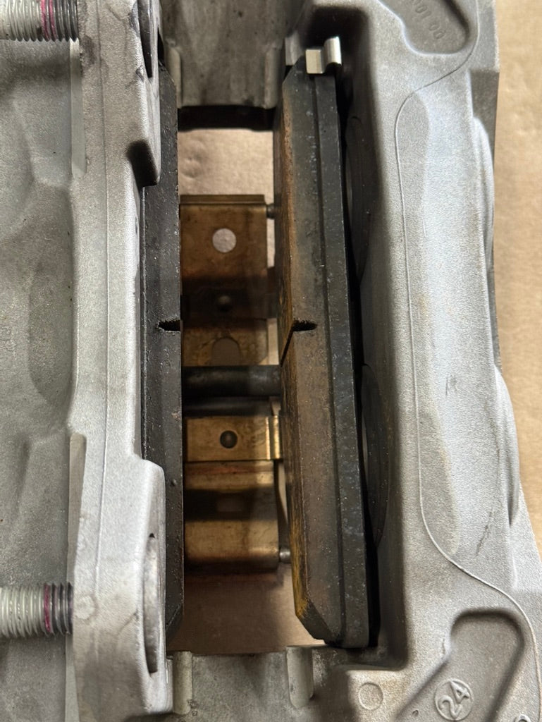 2024-2026 Ford Mustang GT Front 4 Piston BREMBO Brake Calipers Rotors 15k mi