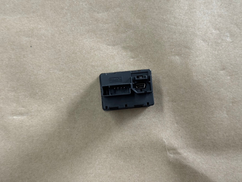 2024-2026 Ford Mustang GT Ecoboost USB Port