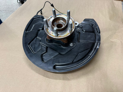 2021-2023 Ford Mustang 5.0 GT LH Driver Side Front Spindle Knuckle Hub 4 Bolt