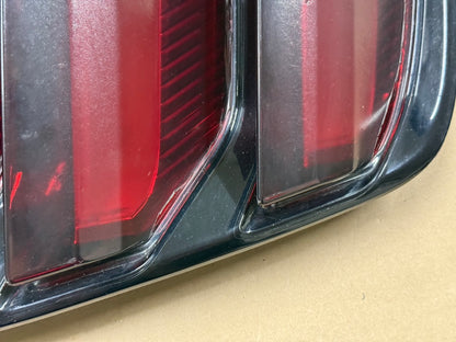 2015-2017 Ford Mustang GT350 GT V6 EcoBoost Tail Light RH Pass. Side LED