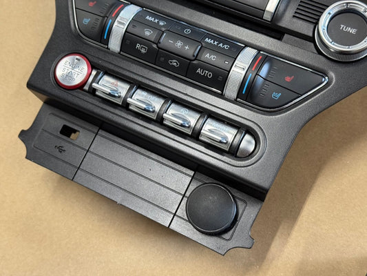2022 Ford Mustang GT Touch Screen, Face Plate, Radio, Module USB Port