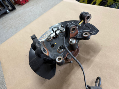 2024-2026 Ford Mustang GT RH Passenger Side Front Spindle Knuckle Hub