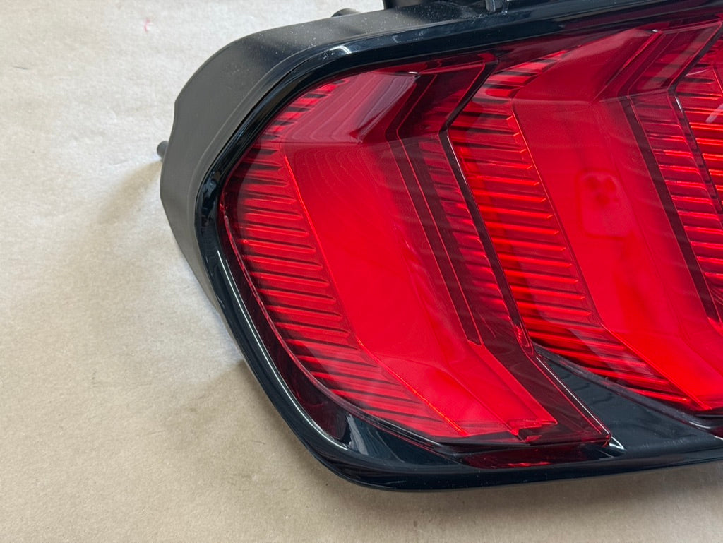 2018-2023 Ford Mustang GT350 GT V6 EcoBoost Tail Light LH Driver Side LED