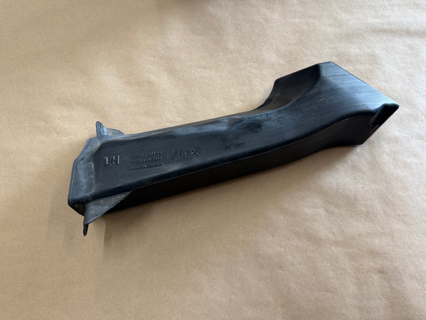 2024-2026 Ford Mustang GT Front Bumper Brake Air Duct LH Driver Side