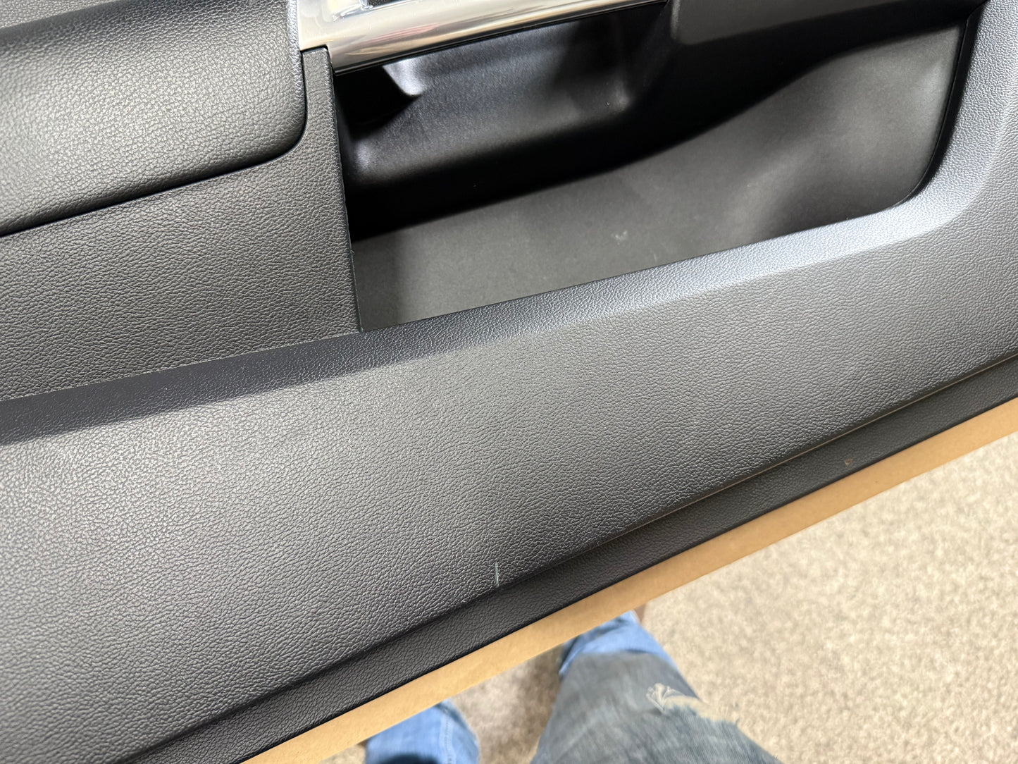 2015-2017 Ford Mustang GT LH Driver Leather Insert Door Panel Grey Stitching