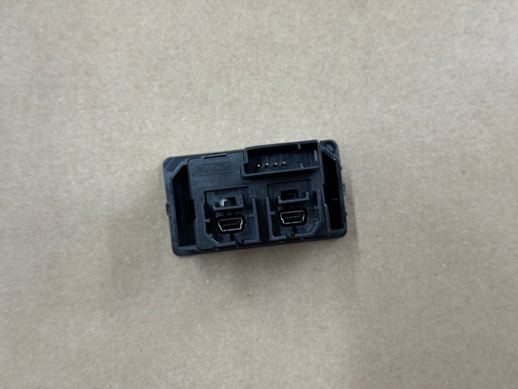 2022 Ford Mustang GT Touch Screen, Face Plate, Radio, Module USB Port