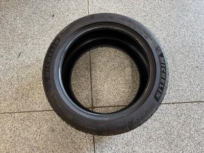 Michelin Pilot Sport 4 S 275/40/ZR19 Tire