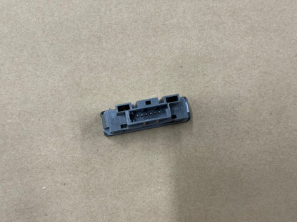 2021-2026 FORD F-250 F-350 DASHBOARD LEFT TAILGATE LOWER POWER OUTLET SWITCH
