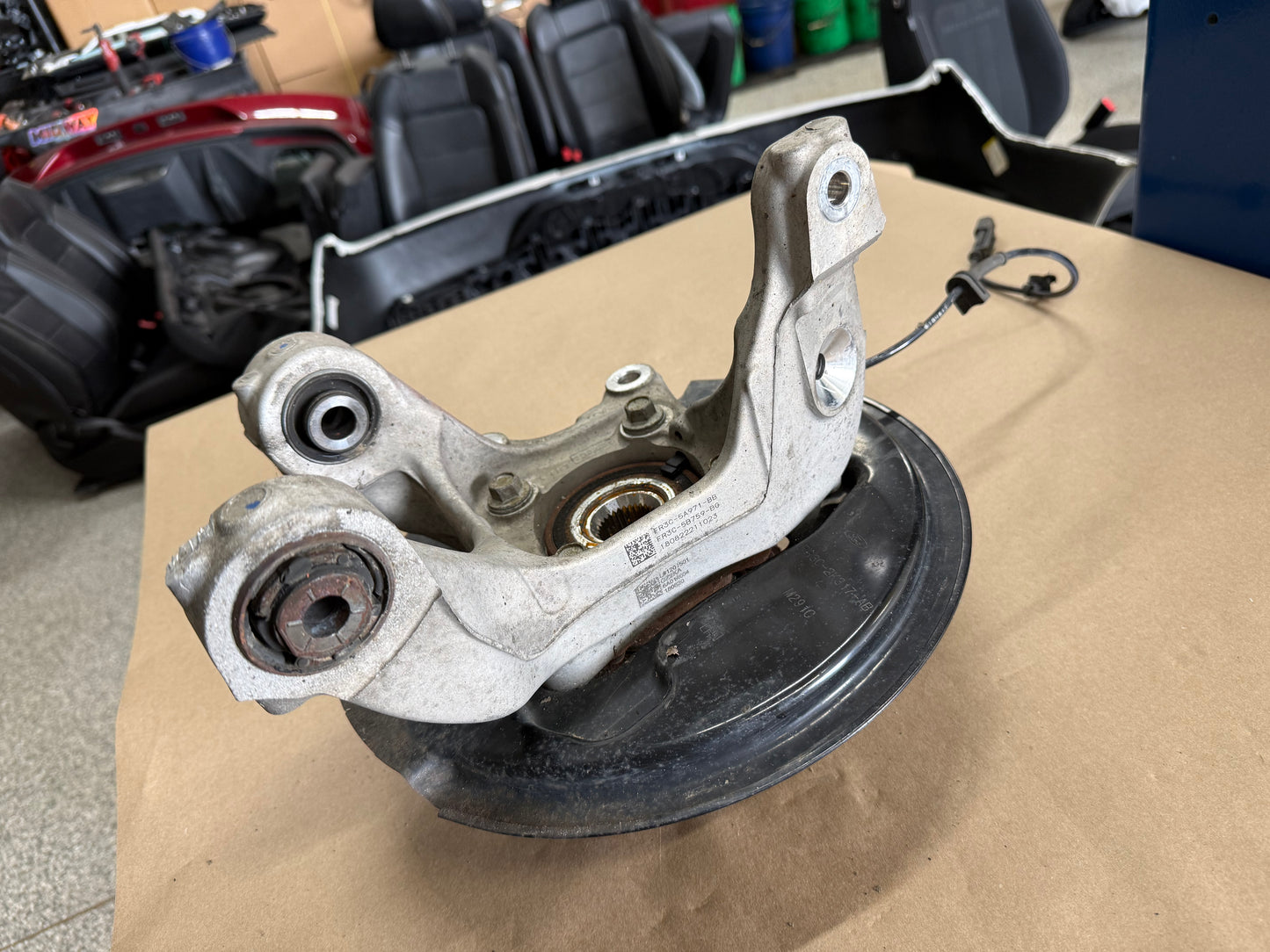 2015-2023 Ford Mustang 5.0 GT LH Driver Side Rear Spindle Knuckle Hub