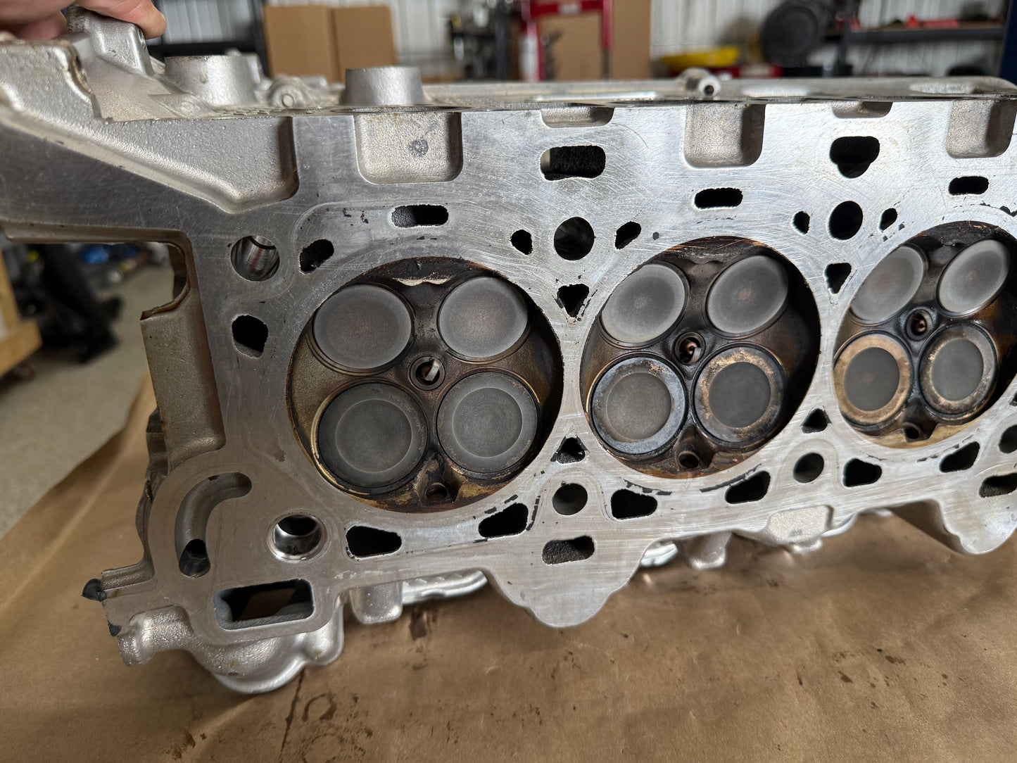 2024-2026 Ford Mustang DOHC Cylinder Heads RH LH Pair Valves 5.0L Coyote Gen 4