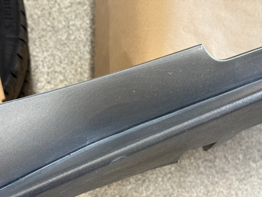 2015-2023 Ford Mustang GT V6 LH Side Skirt Molding Driver Side "J7"