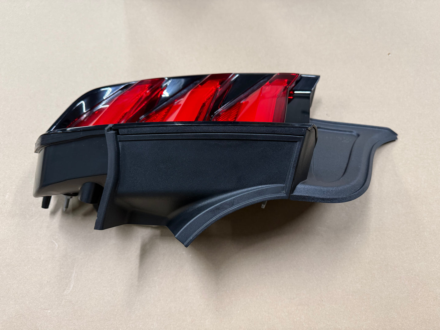 2018-2023 Ford Mustang GT V6 EcoBoost Tail Light RH Passenger Side LED