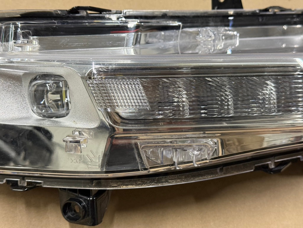 2018-2023 Mustang GT RH Passenger Side Turn Signal Light Fog Light LED