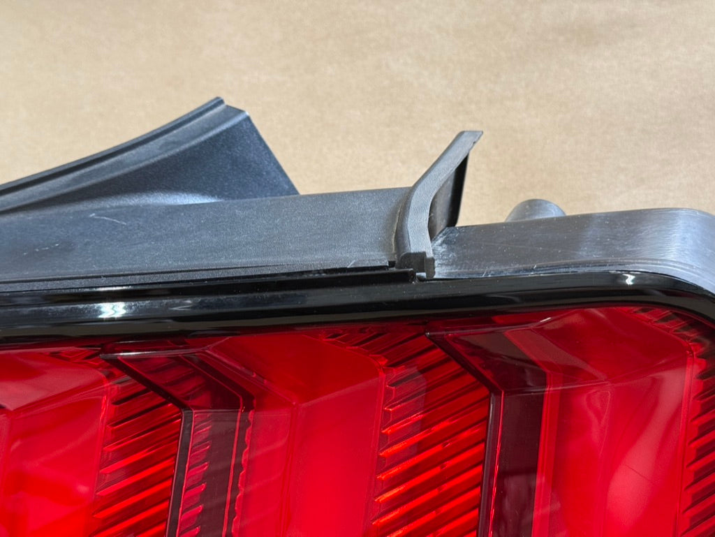 2018-2023 Ford Mustang GT V6 EcoBoost Tail Light RH Passenger Side LED