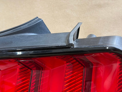 2018-2023 Ford Mustang GT V6 EcoBoost Tail Light RH Passenger Side LED