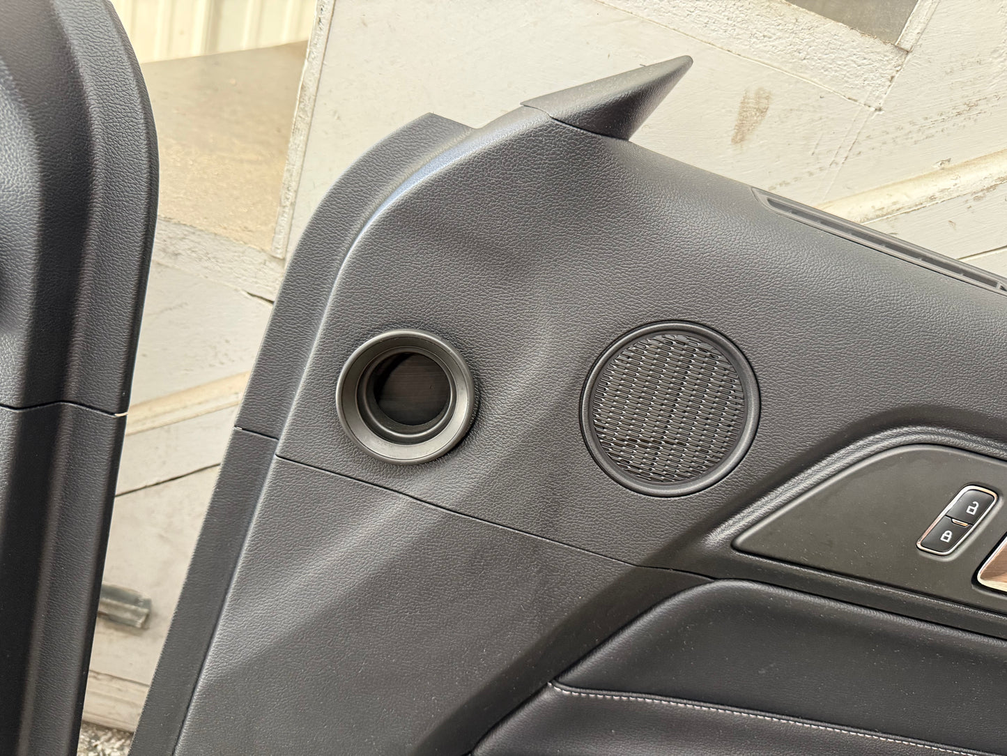 2015-2017 Ford Mustang GT V6 EcoBoost LH RH Leather Insert Door Panels Pair