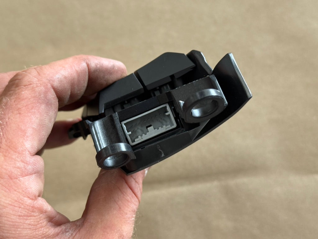 2015-2023 Ford Mustang GT RH Steering Wheel Button Sync Control