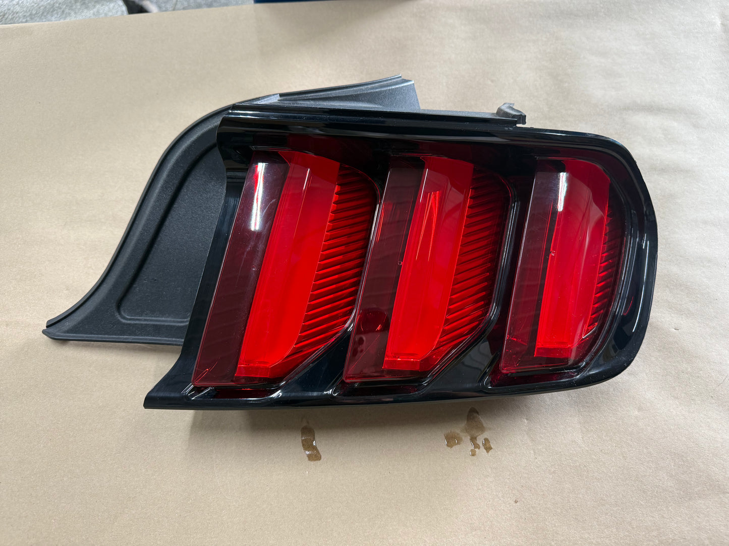 2015-2017 Ford Mustang GT V6 EcoBoost Tail Light RH Passenger Side LED