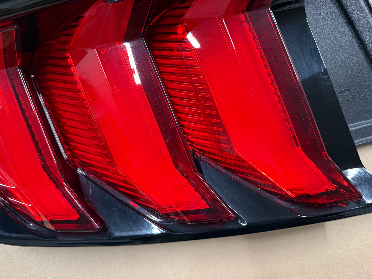 2018-2023 Ford Mustang GT350 GT V6 EcoBoost Tail Light LH Driver Side LED