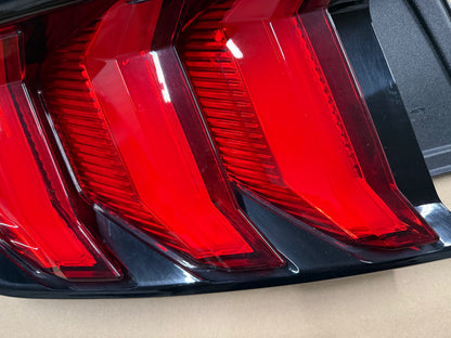 2018-2023 Ford Mustang GT350 GT V6 EcoBoost Tail Light LH Driver Side LED