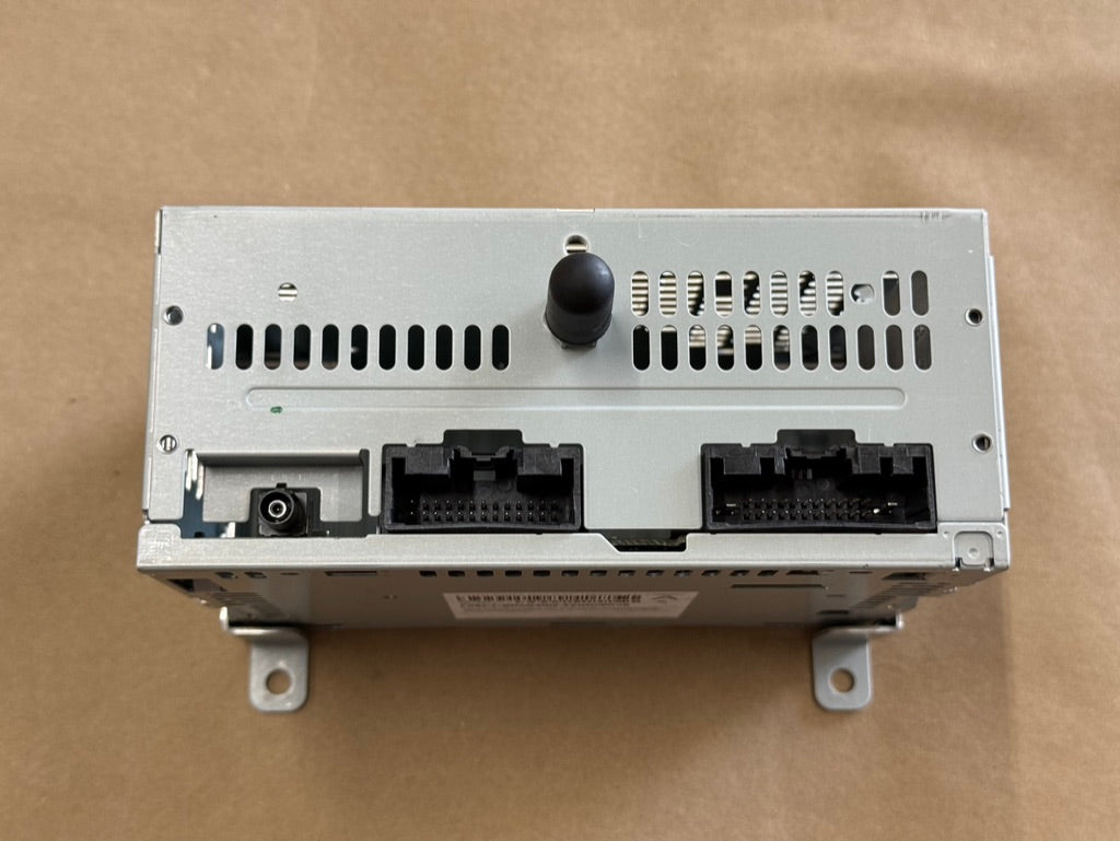 2018-2023 Ford Mustang Radio Head Unit NON Touch Screen 4" Display