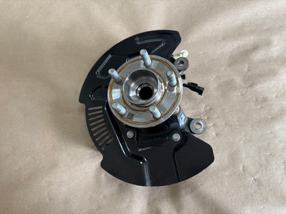 2024-2026 Mustang GT LH Driver Side Front Spindle Knuckle Hub Low Mileage