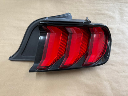 2018-2023 Ford Mustang GT V6 EcoBoost Tail Light RH Passenger Side LED