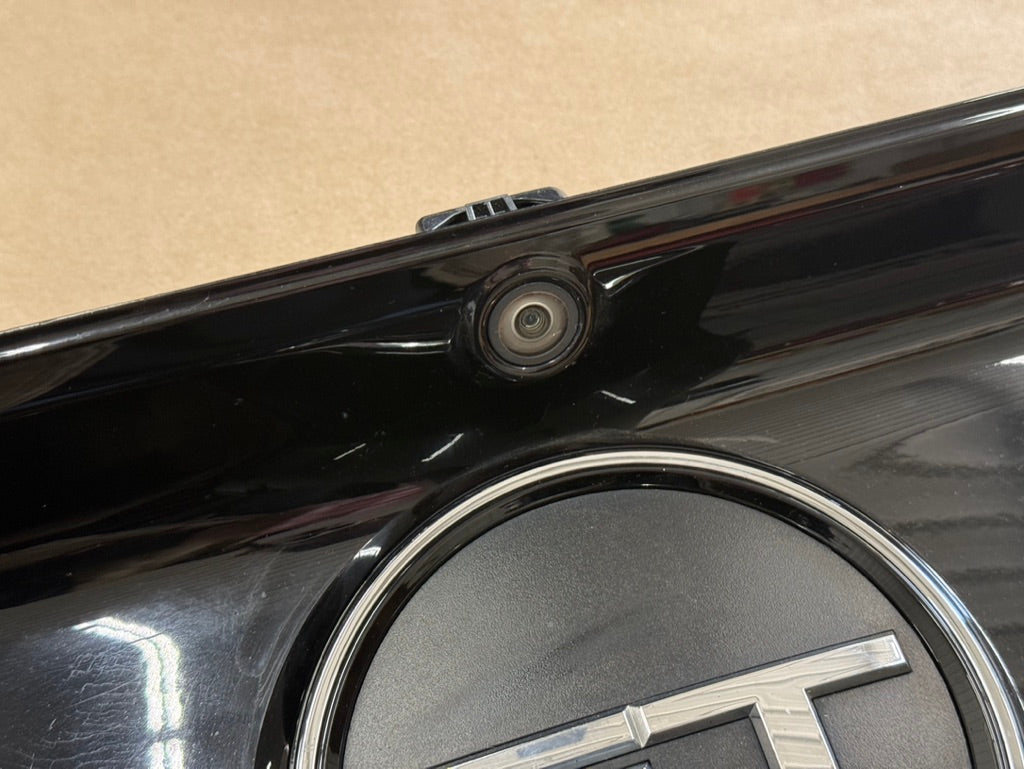 2018-2023 Mustang GT California Spec Trunk lid Panel Rear Decklid Back-Up Camera