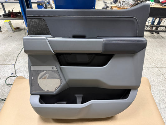 2023-2025 Ford F-250 F-350 Super Duty XLT Sport RH Passenger Rear Door Panel