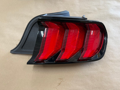 2018-2023 Ford Mustang GT V6 EcoBoost Tail Light RH Passenger Side LED