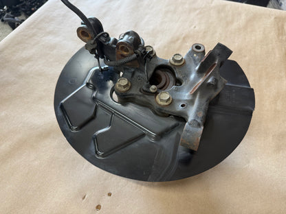 2021-2023 Ford Mustang 5.0 GT RH Passenger Side Front Spindle Knuckle Hub 4 Bolt