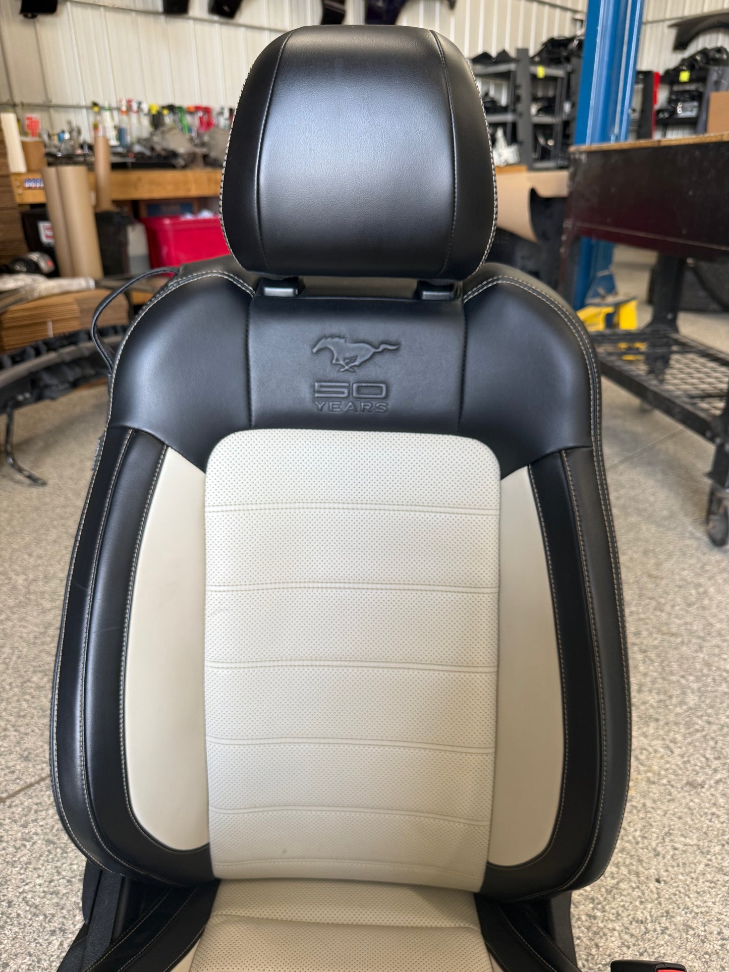 2015-2017 Mustang 50th Anniversary Leather Front Rear Seats Heated/Cooled
