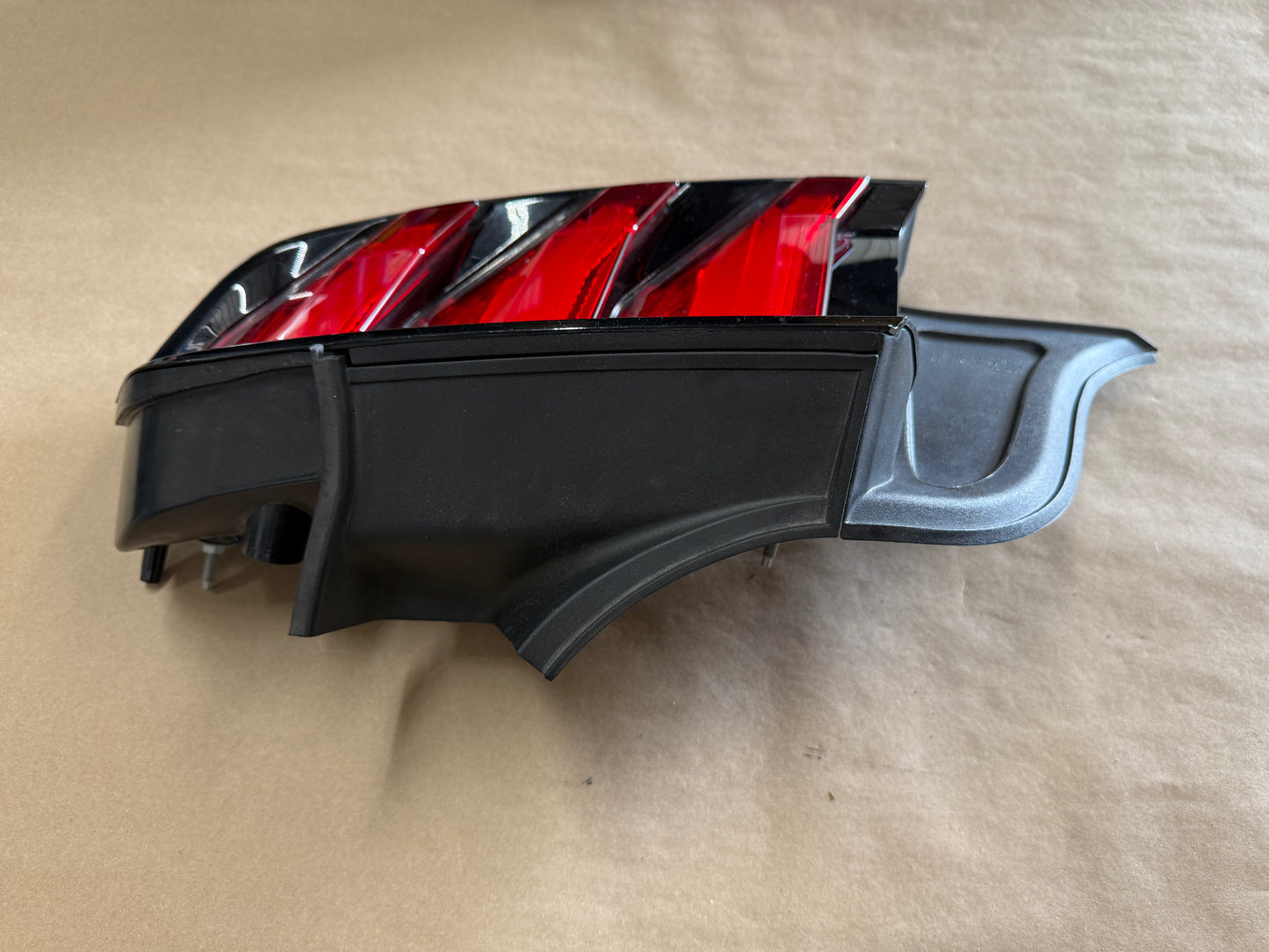 2018-2023 Ford Mustang GT V6 EcoBoost Tail Light RH Passenger Side LED