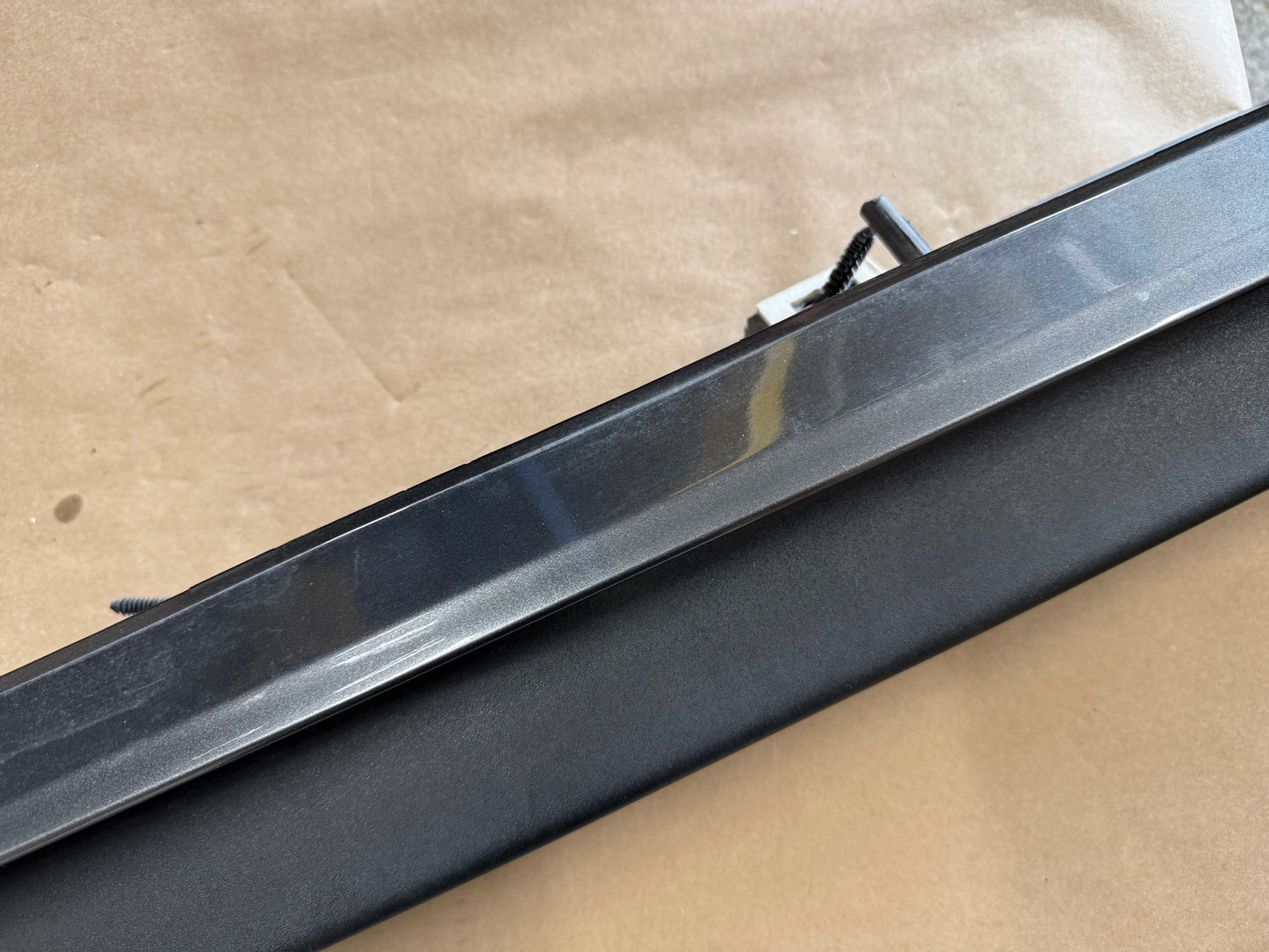 2015-2023 Ford Mustang GT V6 RH Passenger Side Skirt Molding "J7"