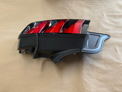 2018-2023 Ford Mustang GT V6 EcoBoost Tail Light RH Passenger Side LED