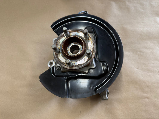 2015-2023 Ford Mustang 5.0 GT RH Passenger Side Rear Spindle Knuckle Hub