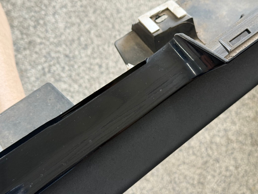 2015-2023 Ford Mustang GT V6 RH Passenger Side Skirt Molding "G1"